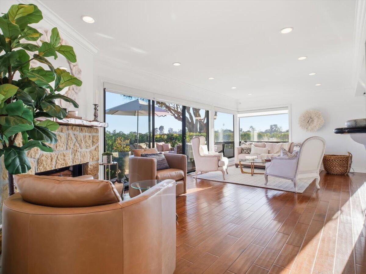 3375 Foothill Road Unit 1114 listing photo 3